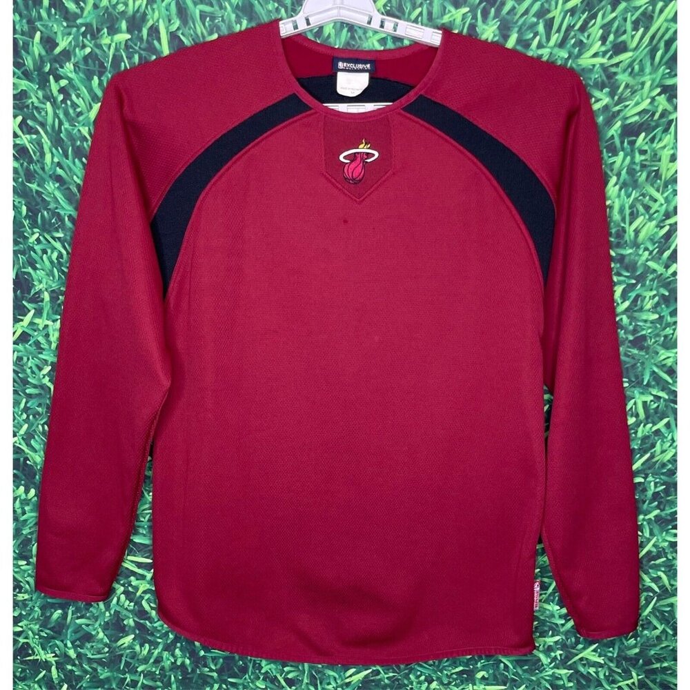 Miami Heat NBA Basketball Men’s Medium Long Sleeve Pullover Fleece Lined Shirt